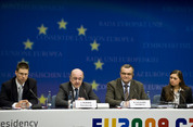 Joaquin Almunia, Miroslav Kalousek