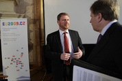 Jakub Dürr, Esko Aho