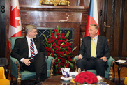 S.J.Harper, M.Topolánek